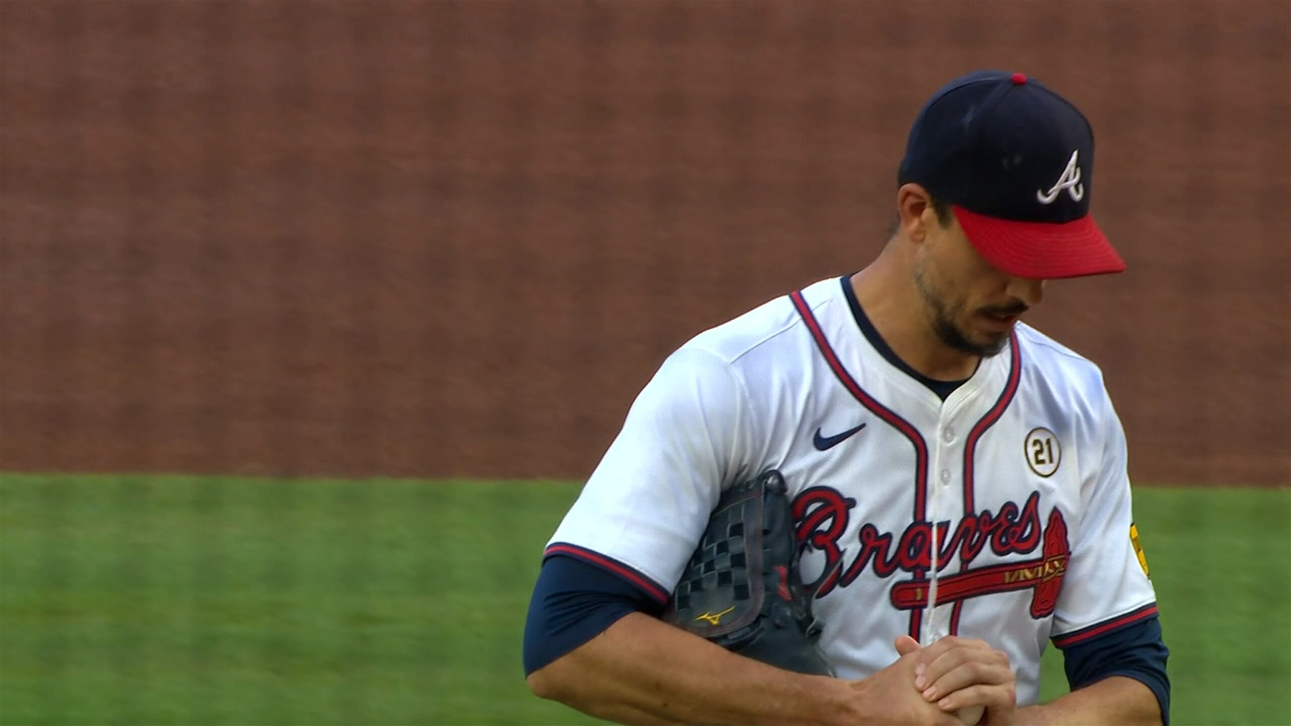 MLB FA フリーエジェント チャーリー・モートン